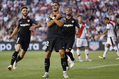 Silva celebra su segundo gol.