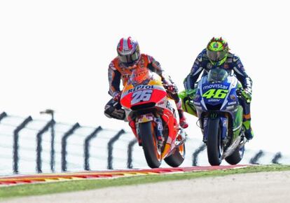 Pedrosa y Rossi, en un momento de la carrera del GP de Arag&oacute;n.