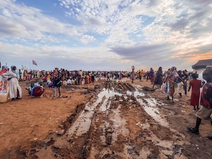 El centro de tránsito de Renk, en Sudán del Sur, está repleto de charcos de agua estancada y contaminada, con el consiguiente riesgo para la salud.