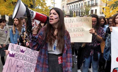 manifestación contra la violencia de género en Granada en noviembre de 2017.