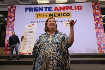 Xóchitl Gálvez durante una conferencia del Frente Amplio por México.