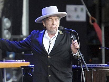 Bob Dylan durante un concierto en julio de 2012 en Francia.