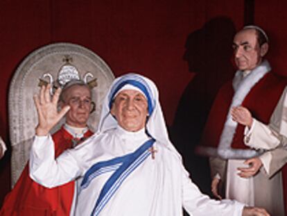 Escultura de Teresa de Calcuta en el museo de cera