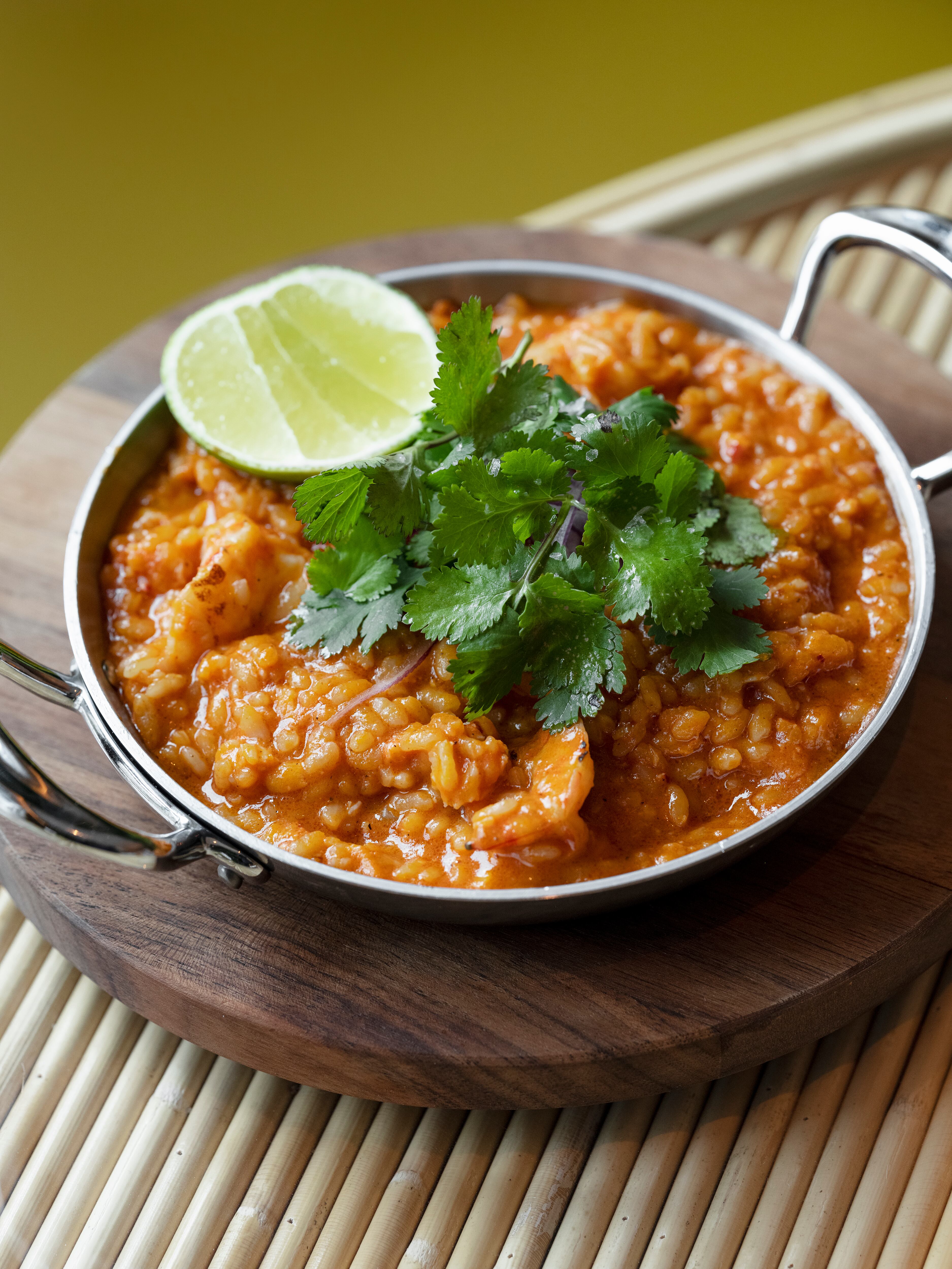 Arroz a la tumbada, uno de los platos del chef Enrique Olvera en el restaurante Jerónimo, en Madrid.