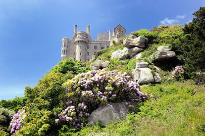 El castillo de Saint-Michel y sus jardines tropicales.