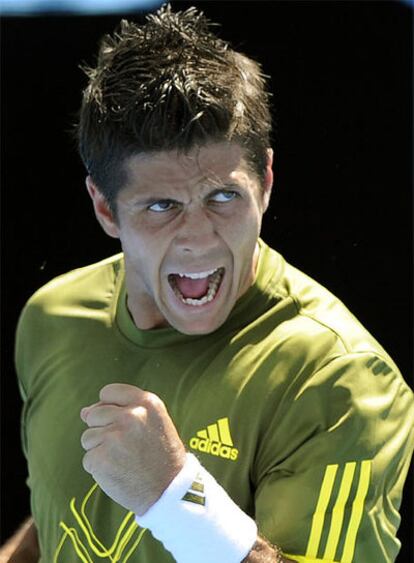 Verdasco celebra un punto ganador en su partido ante Stepanek.