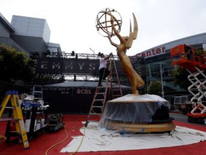 El horario para seguir los premios de la televisión estadounidense, la alfombra roja y la ceremonia