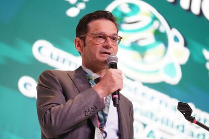 Joseph Oughourlian, presidente de PRISA, habla durante la inauguración de la Cumbre, en Bogotá.