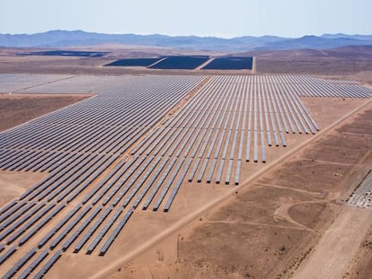 Planta fotovoltaica La Huella, desarrollada por OHLA en Chile.