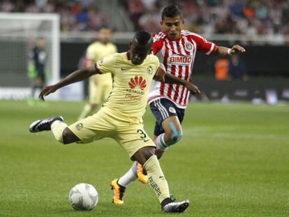 Quintero marcó el primer gol del Clásico Nacional.