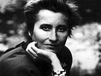 Elfriede Jelinek, a finales de los ochenta.