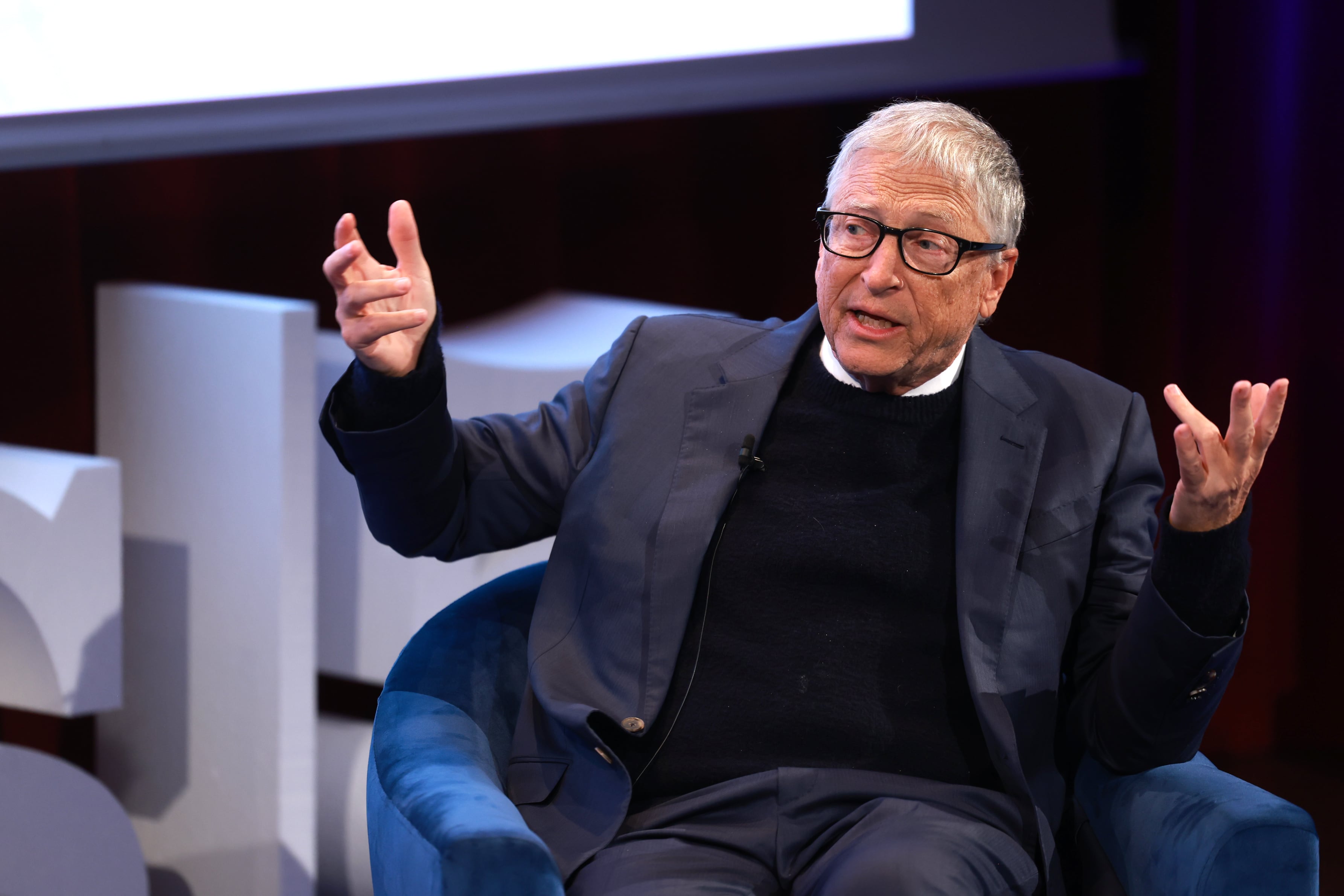 Un instante del encuentro con el cofundador de Microsoft y presidente de la Fundación Gates, Bill Gates, en el Museo del Prado. El evento se enmarca en los actos de celebración del 50º aniversario de la fundación de EL PAÍS.