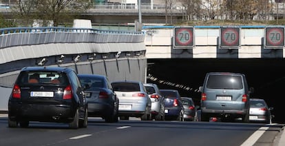 Un t&uacute;nel en la M-30 de Madrid. 