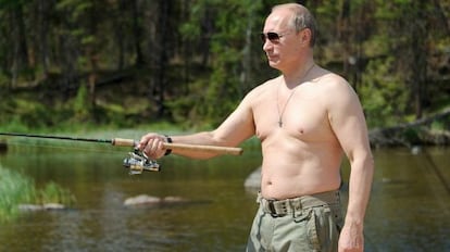 Vladimir Putin, ese hombre que sale al exterior sin camiseta esté o no esté su equipo de prensa y cuyo torso ha inspirado una línea de muñecos de acción, no está de acuerdo con nuestra lista