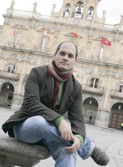 Chema Collados, en la plaza Mayor de Salamanca.