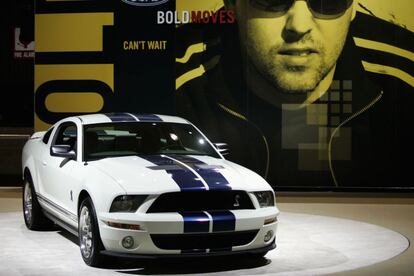 El Ford Mustang Shelby GT500, en la feria del motor de Los Angeles de 2006.