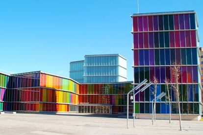 Exterior del Museo de Arte Contemporáneo de Castilla y León (MUSAC), de León, diseñado por Luis Mansilla y Emilio Tuñón.