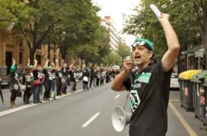 Protesta de trabajadores de la Administración General del Estado en Bilbao. EFE/Archivo