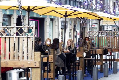 Terrazas en Bilbao el pasado día 10 de febrero, tras reabrirse la hostelería.