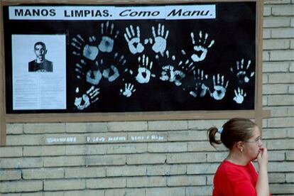 Una pancarta colocada el pasado martes durante la manifestación contra la violencia en el barrio de Villaverde.