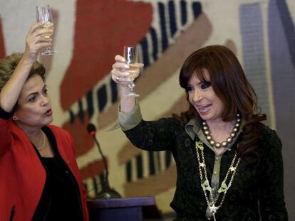 Dilma Rousseff e Cristina Kirchner na cúpula do Mercosul.