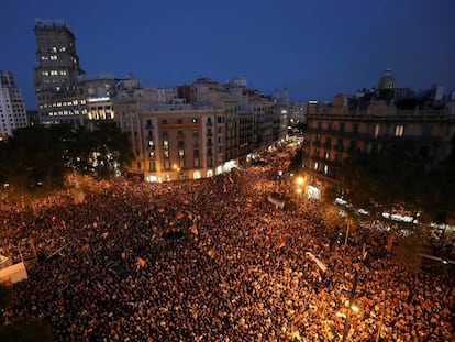 Protestes a la plaça de Catalunya.