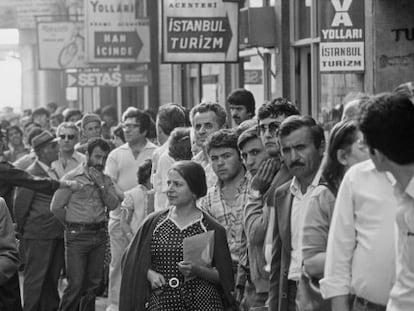 En su juventud el Nobel Orhan Pamuk sacaba fotos de Estambul, sede de su Museo de la Inocencia, abierto hace medio año.