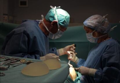 Las prótesis de la marca Poly Implant Prothèse se vendieron en medio mundo.