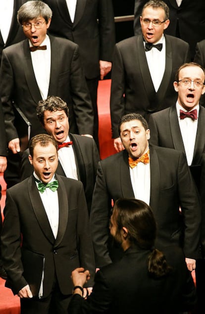 El Coro de voces graves de Madrid, que interpreta el 'Réquiem' de Listz como cierre del festival Arte Sacro.