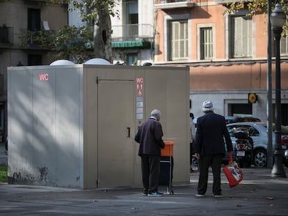 Lavabo público en Pla de Palau, Barcelona