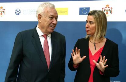 José Manuel García-Margallo i Federica Mogherini, a Barcelona.
