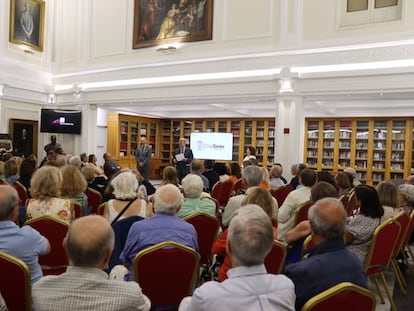 Presentación de la nueva etapa del Club Senior del ICAM con las intervenciones de Eugenio Ribón, Manuel Valero y Ana Buitrago