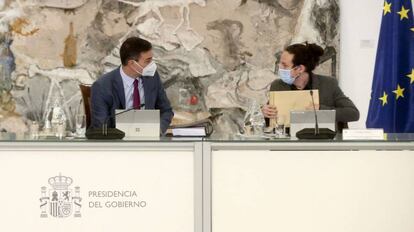 Pedro Sánchez y Pablo Iglesias en un Consejo de Ministros.