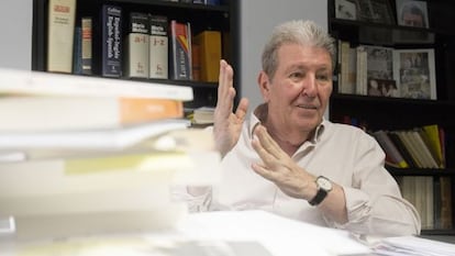 Jorge Herralde, fundador y director de Editorial Anagrama, en su despacho de Barcelona.
