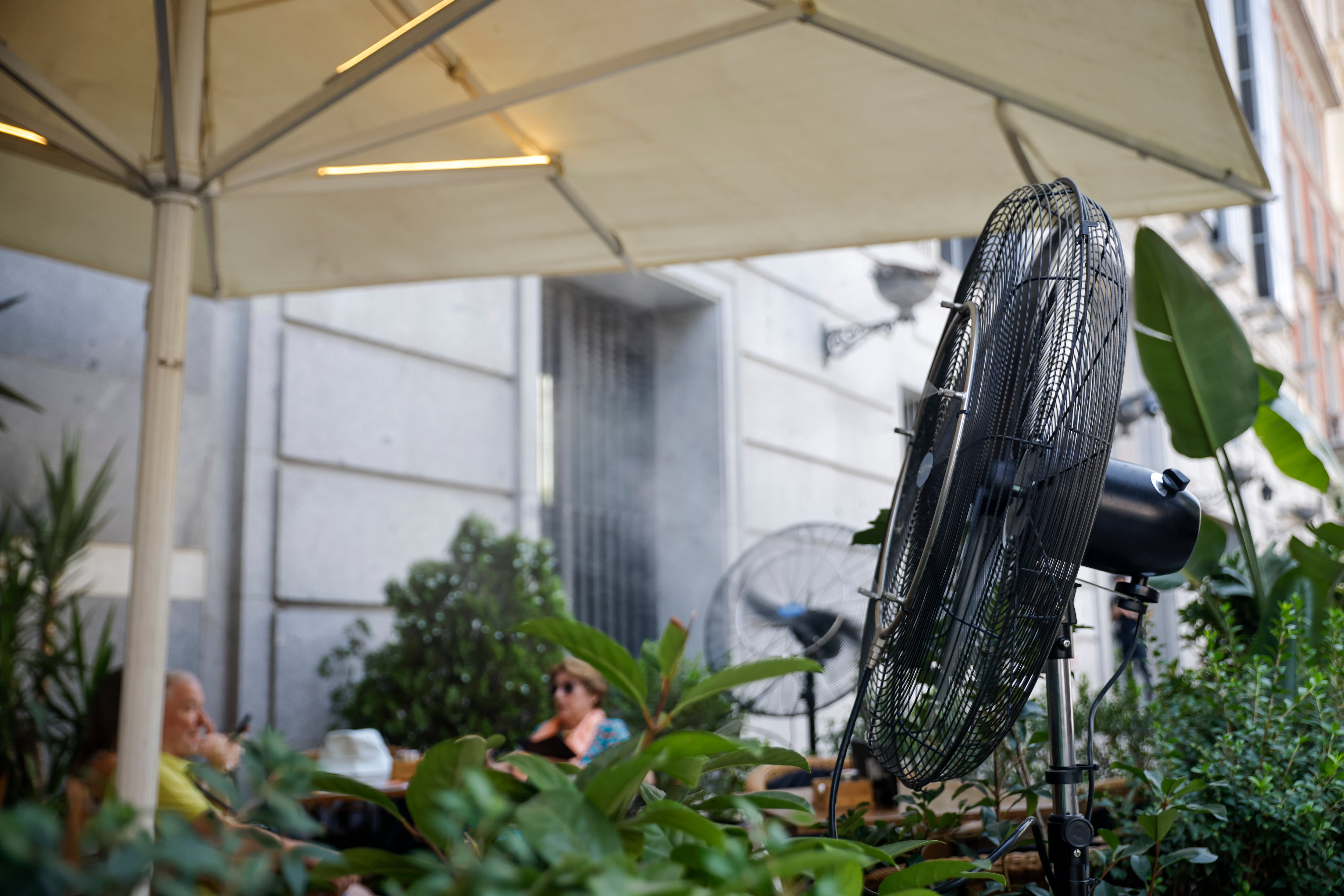 “Los únicos refugios climáticos son los bares y los comercios”, lamenta una lectora