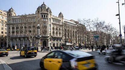 L'edifici que deixarà El Corte Inglés.