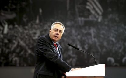 El secretario general del PSC, Pere Navarro, durante su intervenci&oacute;n en el consejo nacional del partido. 
 