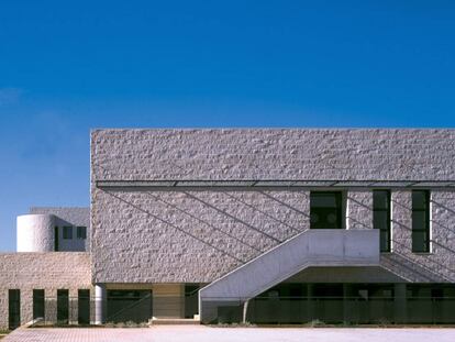 Fachada del hospital La Plana Vila-real, que ha intervenido la residencia de Domus Vi en la localidad.