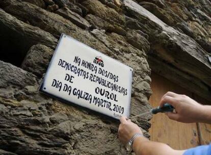 Homenaje a las cuatro republicanas de Ourol que fueron asesinadas a tiros en su casa de Candedo durante la guerra.