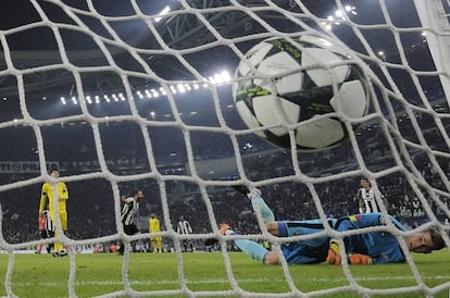 Imagen del partido entre la Juventus y el Dinamo de Zagreb.