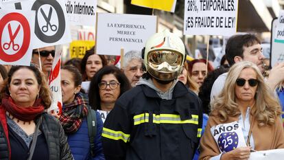 Manifestación de 3.000 trabajadores interinos del sector público en Madrid el pasado mes de febrero, denunciando la precariedad, el fraude en la contratación y el abuso de temporalidad.