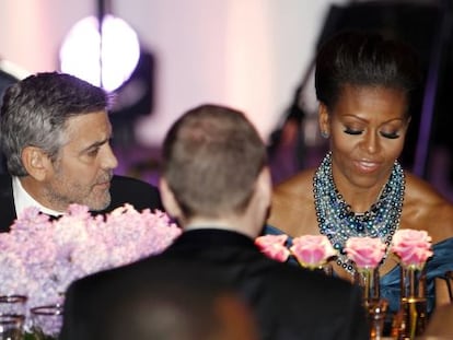 George Clooney y Michelle Obama durante una cena oficial en marzo de 2012.