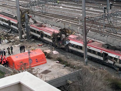 Uno de los trenes afectados por el atentado del 11 de marzo de 2004 en Madrid.
