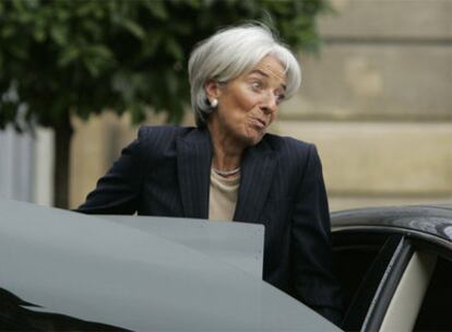 La ministra francesa de Finanzas, Christine Lagarde, tras la reunión en el palacio del Elíseo.