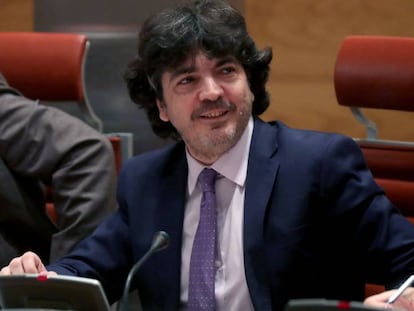 El Secretario de Estado de Servicios Sociales, Mario Garcés, en la Comisión de Igualdad del Senado el pasado cinco de marzo.