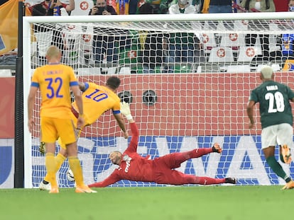 O Tigres marca seu gol contra o Palmeiras neste domingo, 7 de fevereiro, pela semi-final do Mundial de Clubes.