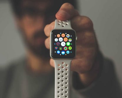 Apple Watch en mano