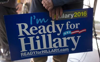 Cartel de "Listos para Hillary" en un evento en Nueva York.