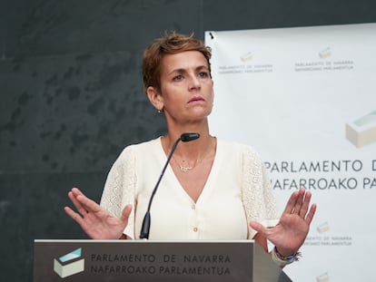 La presidenta del Gobierno de Navarra, María Chivite, ofrece una rueda de prensa previa a un pleno en el Parlamento.