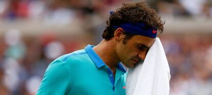 Federer, en un instante del partido ante Cilic.